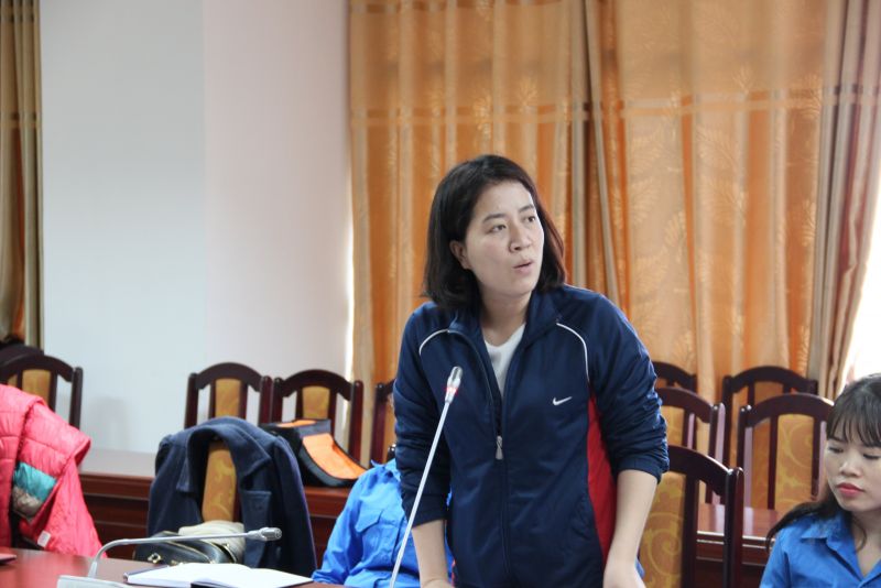 Đ/c Nguyễn Hằng Nga, đoàn viên Kinh tế - Luật pháp đề xuất mong muốn đoàn viên được đào tạo, nâng cao chất lượng, đáp ứng yêu cầu công việc Đ/c Nguyễn Hằng Nga, đoàn viên Kinh tế - Luật pháp đề xuất mong muốn đoàn viên được đào tạo, nâng cao chất lượng, đáp ứng yêu cầu công việc