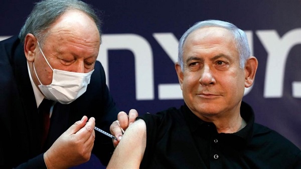 Thủ tướng Natanyahu là người đầu tiên tiêm vaccine Covid-19 tại Israel