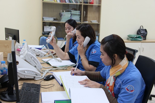 Các điều dưỡng tại phòng điều phối của Trung tâm Cấp cứu 115 Hà Nội trong một kíp trực.