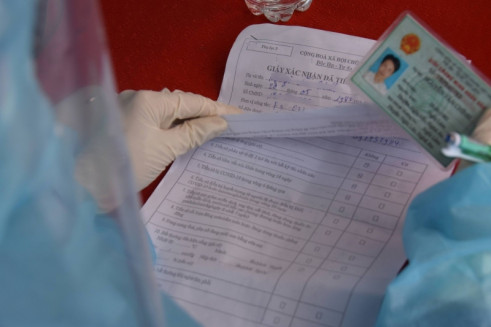 Người từ TP Hồ Chí Minh đến các địa phương khác phải xét nghiệm 3 lần và cách ly y tế 7 ngày.