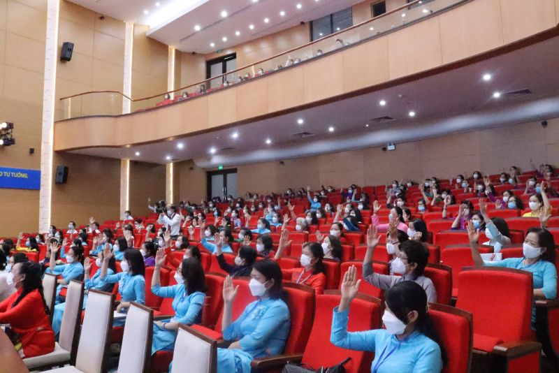 183 đại biểu chính thức biểu quyết giơ tay bầu BCH Hội LHPN quận Đống Đa khóa XXIII, bầu đoàn đại biểu dự Đại hội Đại biểu Phụ nữ TP Hà Nội lần thứ XVI 183 đại biểu chính thức biểu quyết giơ tay bầu BCH Hội LHPN quận Đống Đa khóa XXIII, bầu đoàn đại biểu dự Đại hội Đại biểu Phụ nữ TP Hà Nội lần thứ XVI
