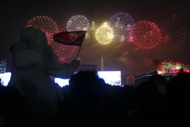 Lễ hội pháo hoa mừng Năm Mới ở CHDCND Triều Tiên.