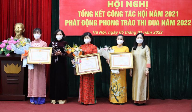 Phụ nữ Thủ đô đoàn kết, sáng tạo triển khai thực hiện Nghị quyết Đại hội phụ nữ TP Hà Nội
