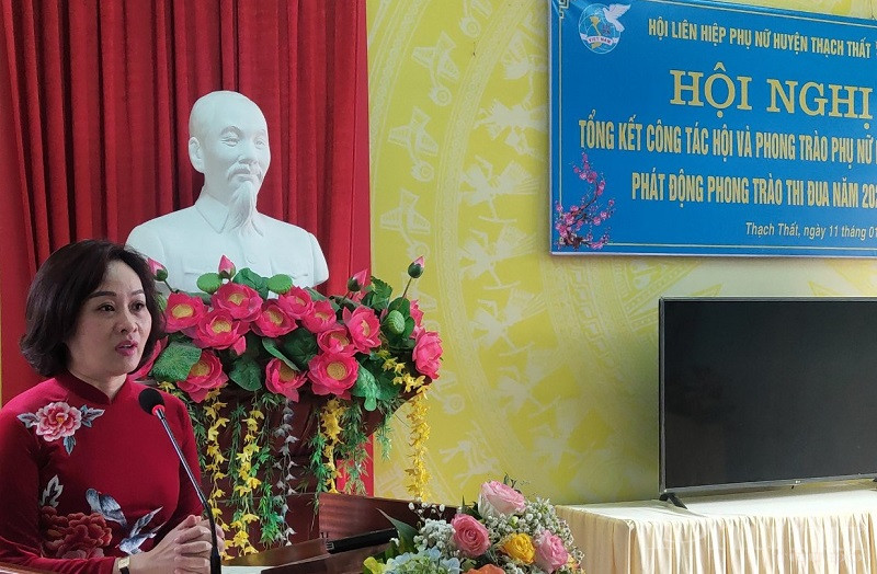 Đồng chí Phạm Thị Thanh Hương, Phó Chủ tịch Hội  LHPN Hà Nội phát biểu chỉ đạo tại hội nghị